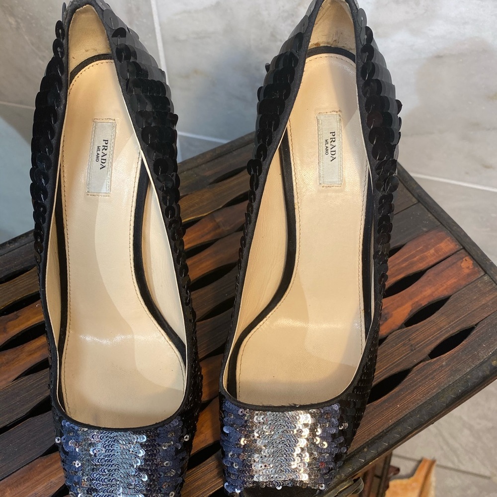 Prada shoes with black sequins and silver color - Picture 8 of 12